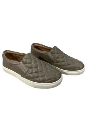 A New Day Women's Quilted Sneakers Size 6